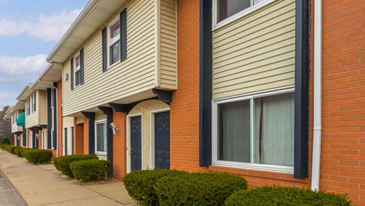 Magnuson Hotel Extended Stay Canton Ohio Lake Cable Buitenkant foto