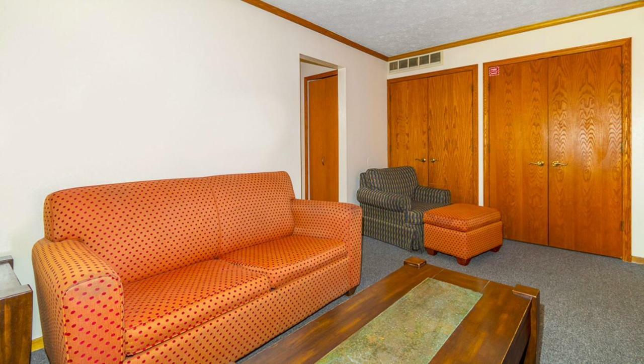 Magnuson Hotel Extended Stay Canton Ohio Lake Cable Buitenkant foto